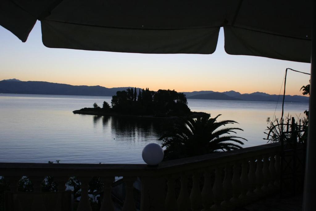 Aegli Hotel 2*