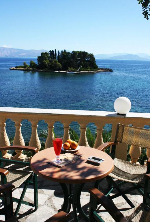 Hotel Aegli 2*